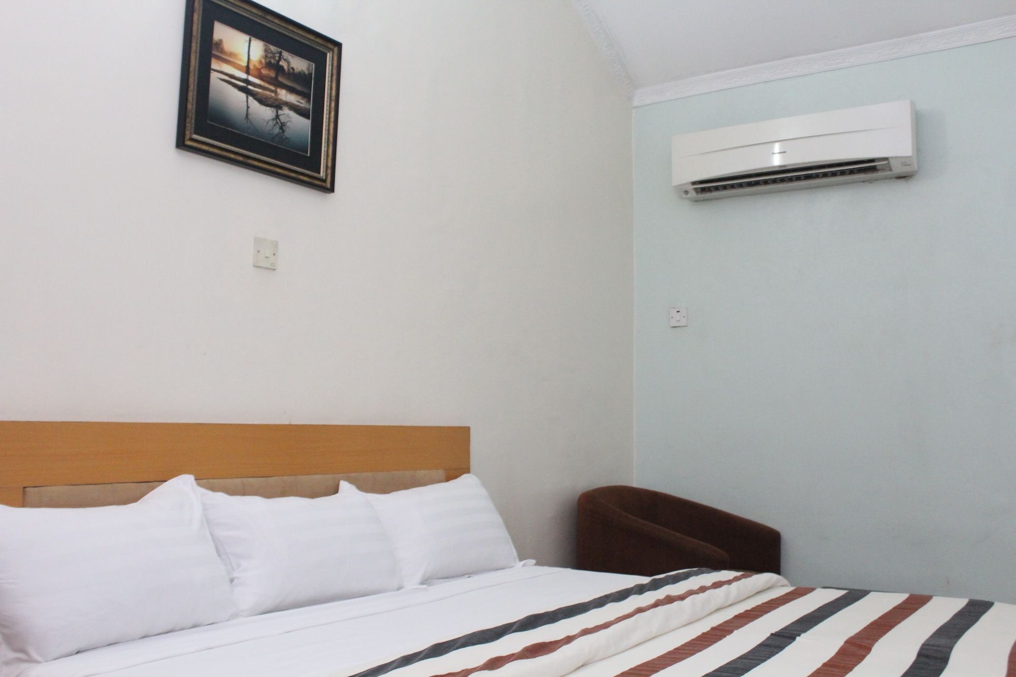 Maryland Bluespring Hotel المظهر الخارجي الصورة